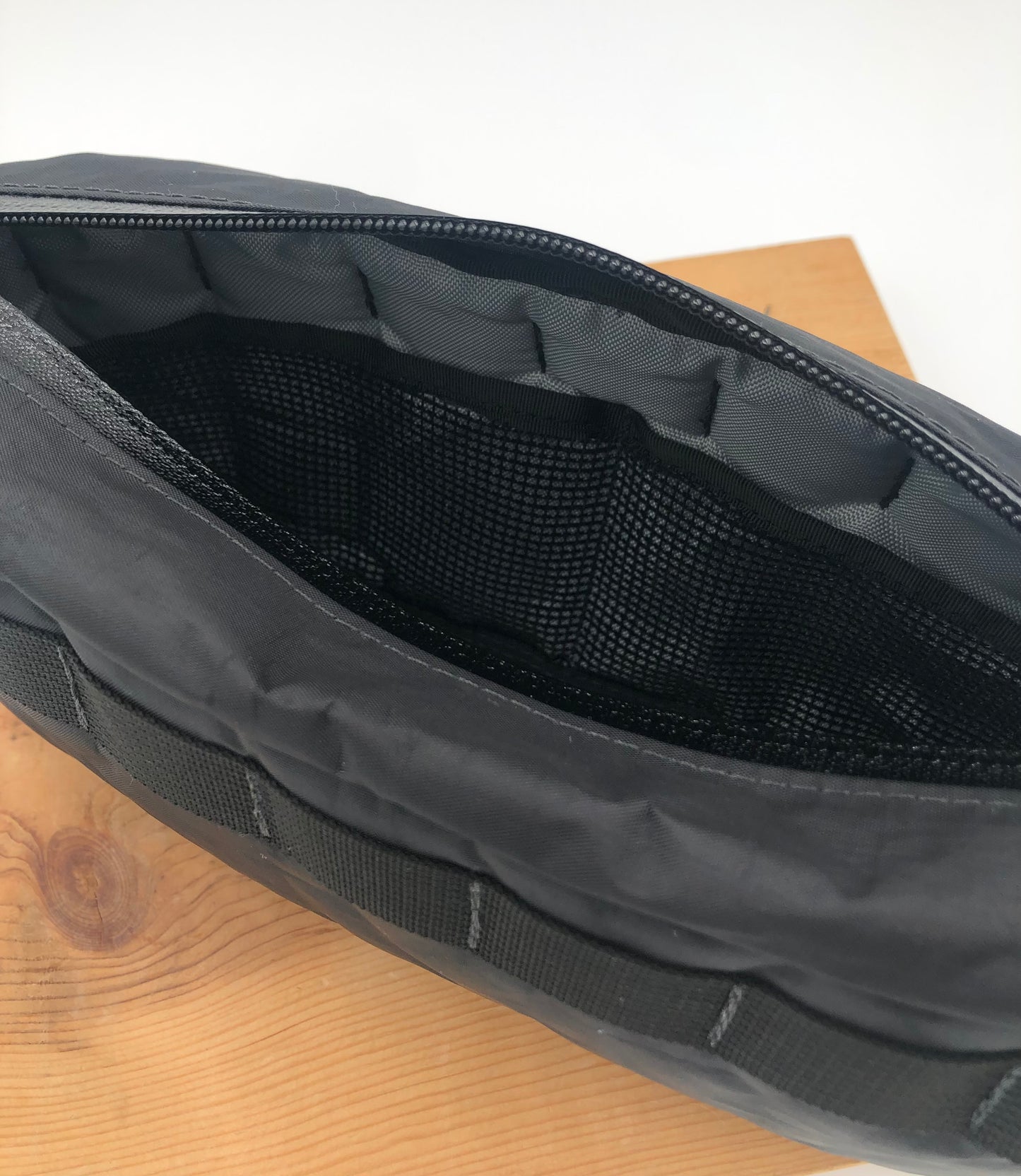Jones H-bar Loop Bag